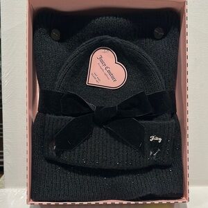NWT Juicy Couture Black Hat & Scarf Set with Black beads on hat and scarf.